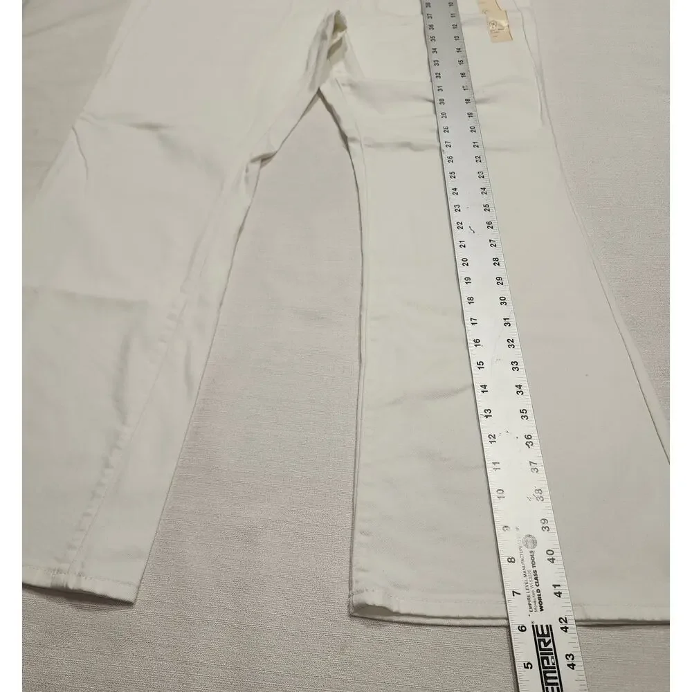 Universal thread high rise flair leg jeans W34''x L42''
